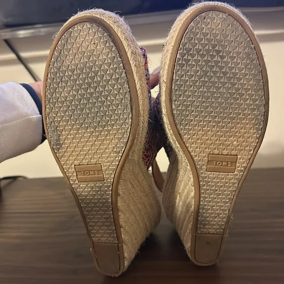 Toms Monica Espadrille Wedges - Picture 3 of 4